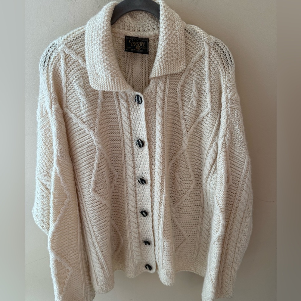 Carraig Donn Sweater Cream Wool Cardigan Button Heavy made in Ireland size L